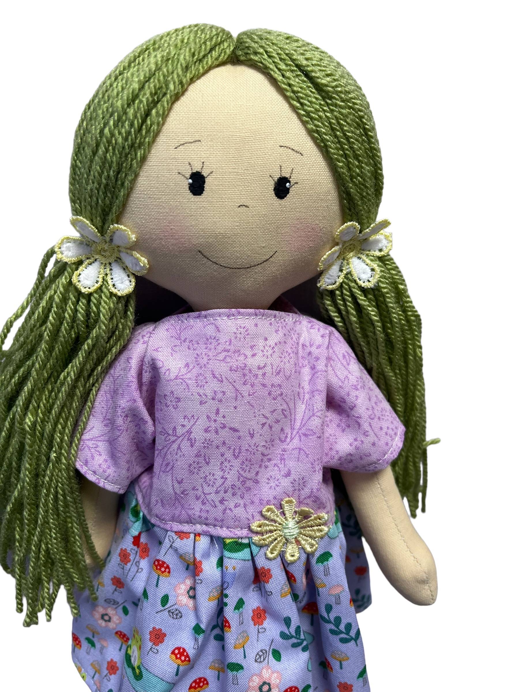 Emily zöld melírozott hajjal - Image 3
